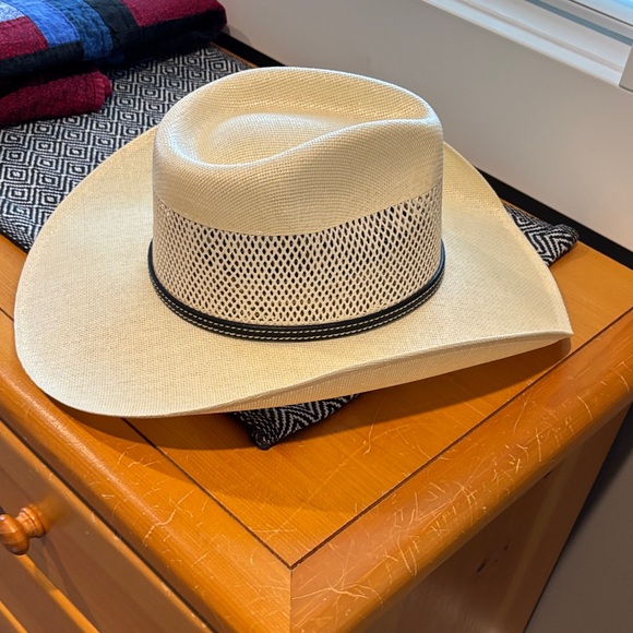 Stylish Cream Cowboy Hat with Black Trim - Picture 6 of 10